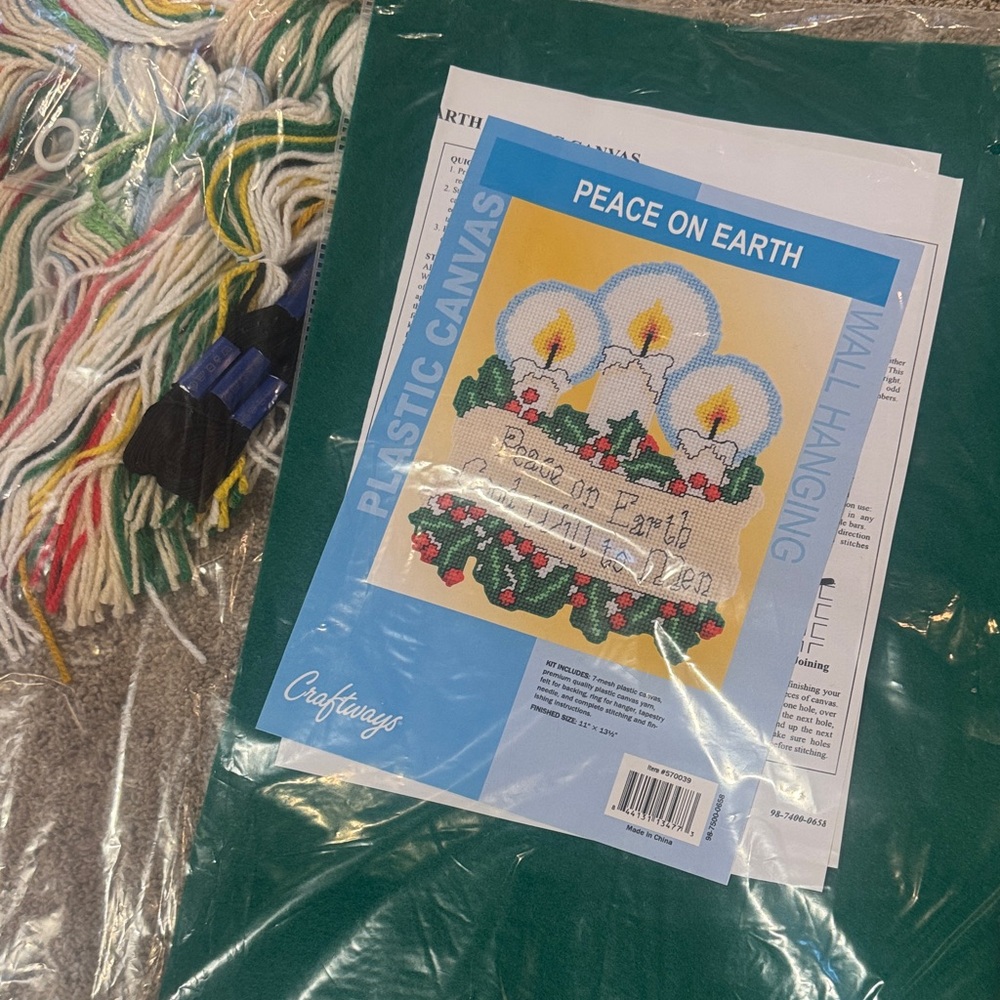 Craftways Peace on Earth Wall Hanging cross stitch needlepoint Kit